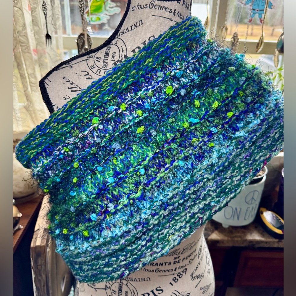 Premium Wool Infinity Scarf —Witchy Ocean Blues•4-Strand Hand Knit•One-of-a-Kind - Picture 14 of 17